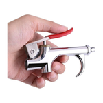 Carregar imagem na Galeria, PISTOLA DE AR - SOPRADOR DE AR MOD. BG-1 KAIZEN TECH sendo segurada na mão, ideal para remoção de sujeira e detritos.