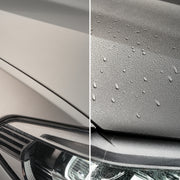 Comparação de superfície de carro antes e depois do CERAMIC SPRAY COATING, mostrando efeito repelente de água.