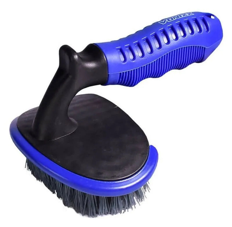 Escova Limpeza de Pneus Vonixx com cabo removível e cerdas duras para limpeza eficiente.