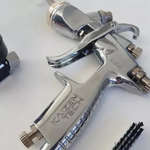 Carregar imagem na Galeria, PISTOLA DE PINTURA HIGH TEC MOD. 6000G 1.40MM KAIZEN TECH, imagem detalhada da pistola de pintura de alta performance.